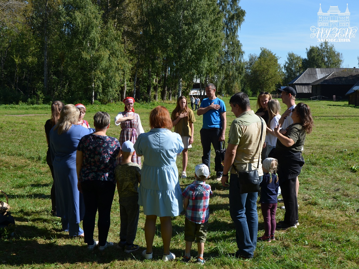 Семейный фестиваль «Карусель народных игр»: фотоотчёт