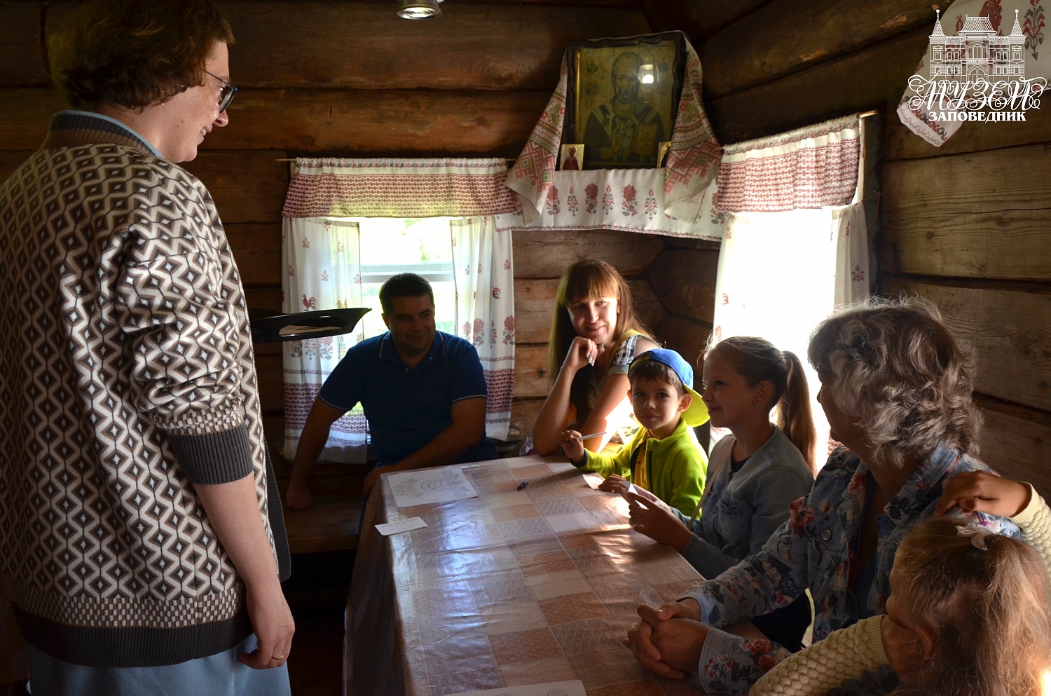 Семейный фестиваль «Карусель народных игр»: фотоотчёт