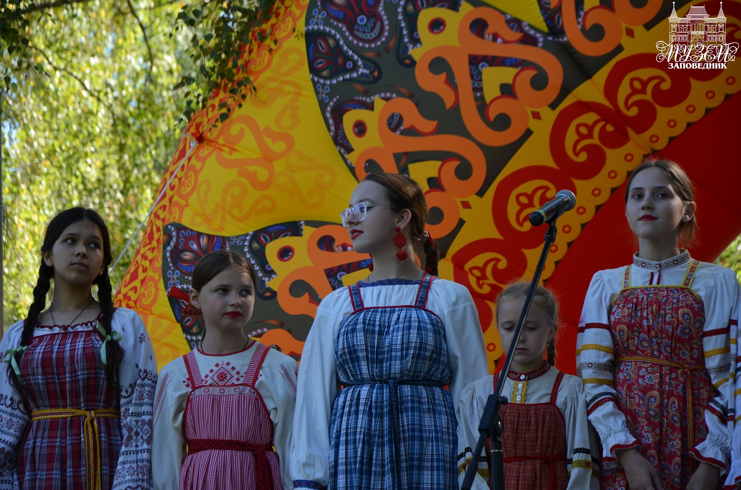 Семейный фестиваль «Карусель народных игр»: фотоотчёт