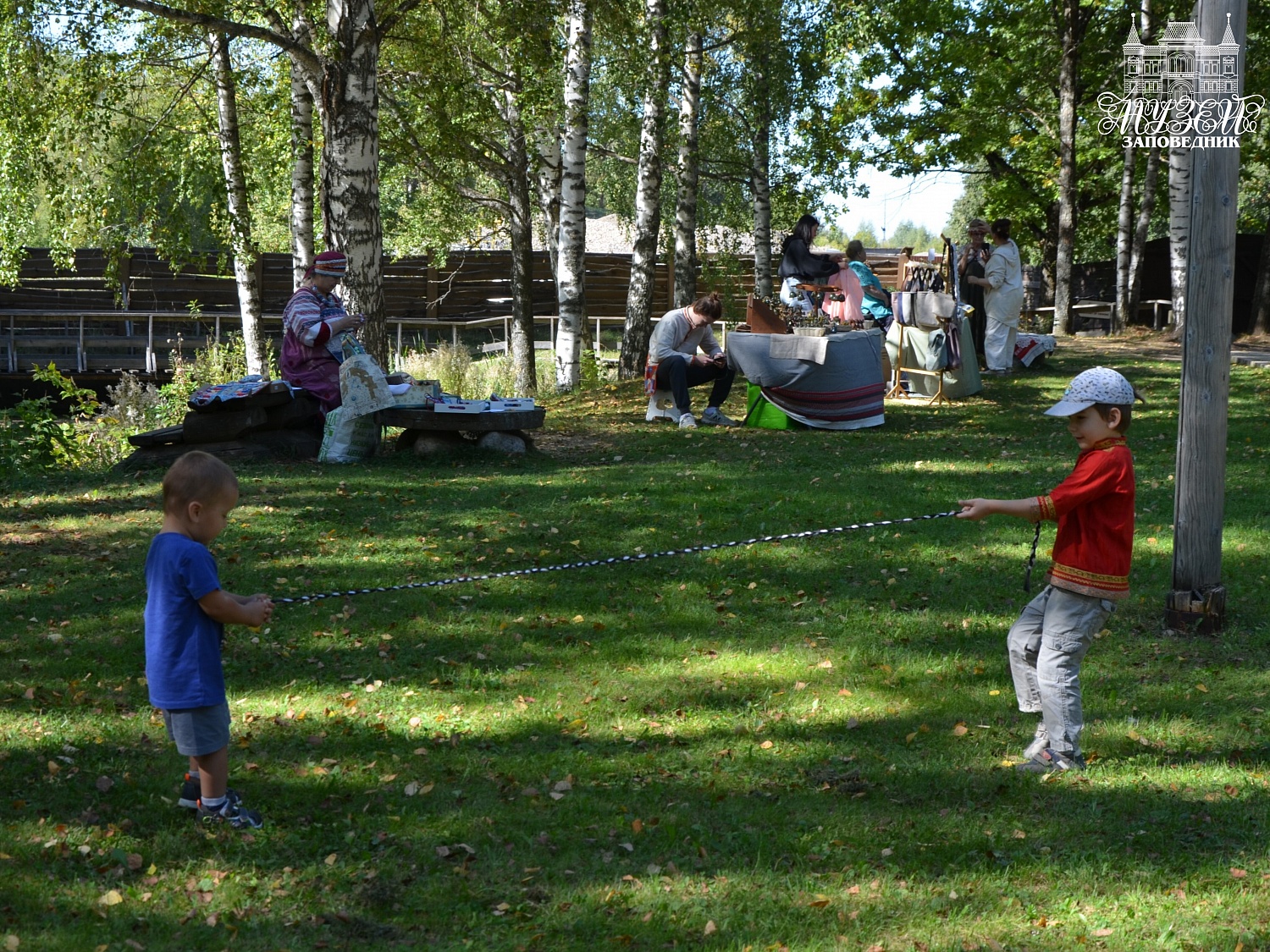 Семейный фестиваль «Карусель народных игр»: фотоотчёт