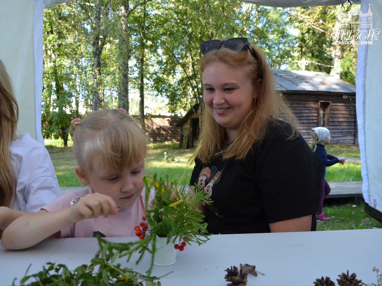 Семейный фестиваль «Карусель народных игр»: фотоотчёт