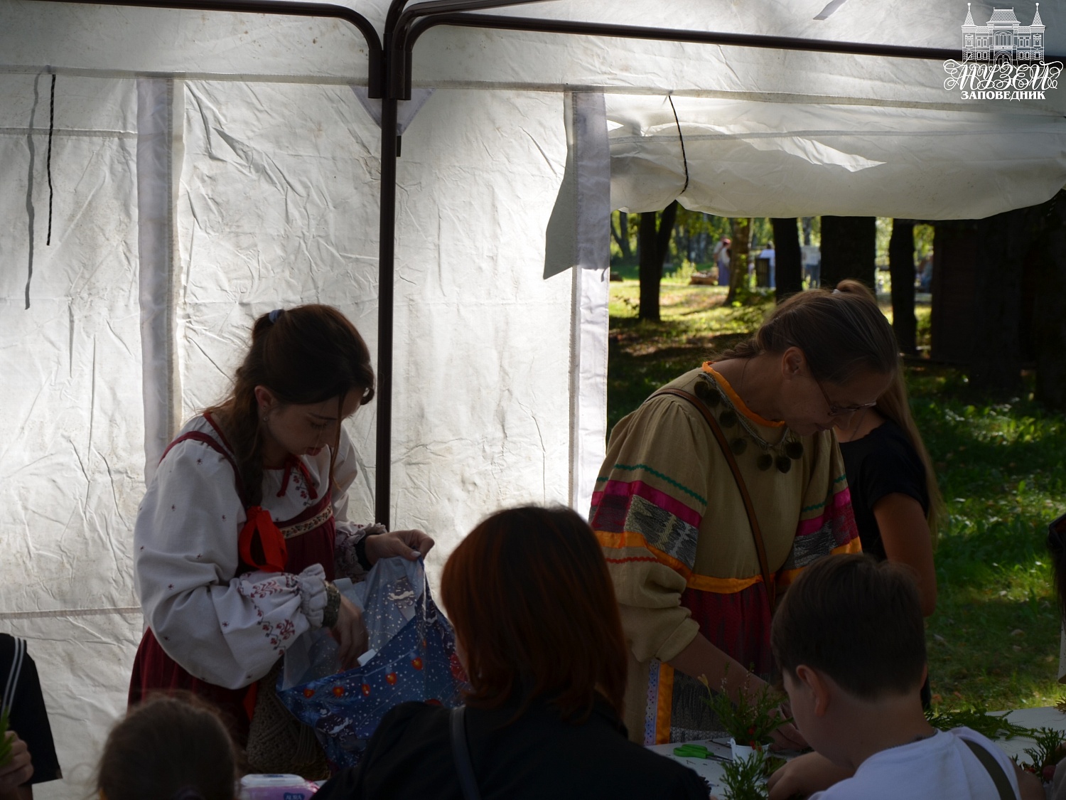 Семейный фестиваль «Карусель народных игр»: фотоотчёт