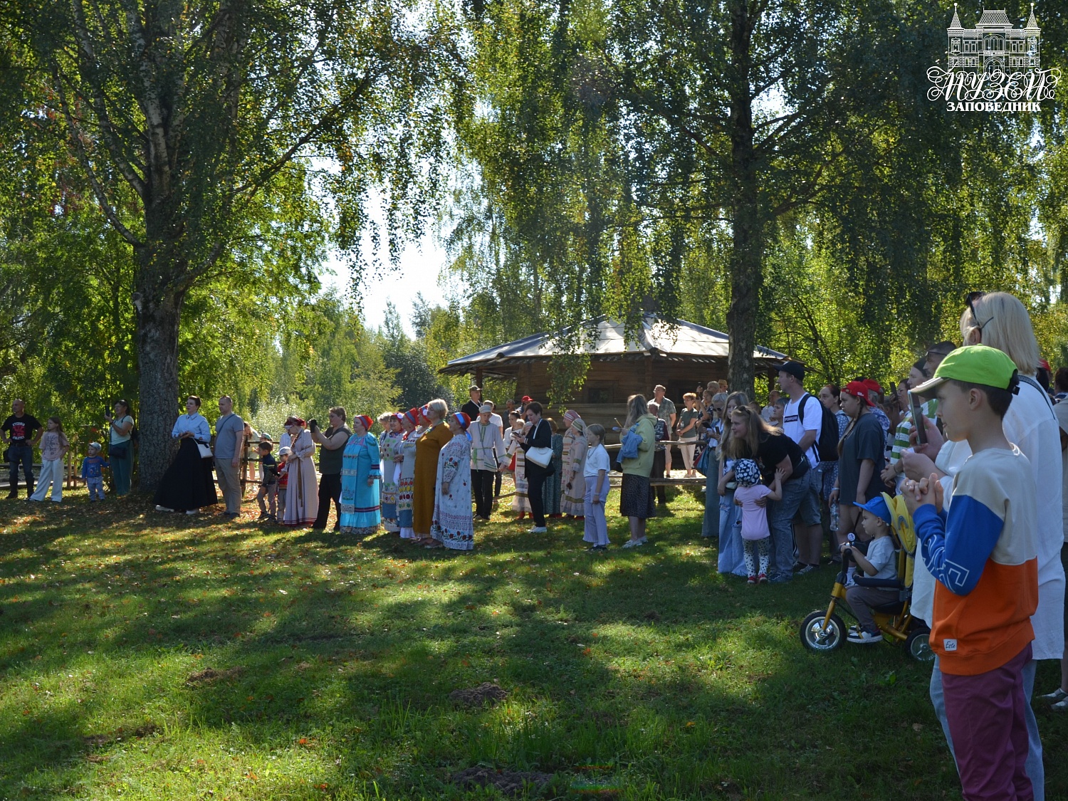 Семейный фестиваль «Карусель народных игр»: фотоотчёт