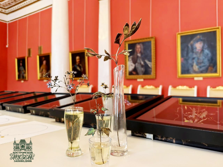 Костромской музей-заповедник готовит к открытию сразу 2 выставки в один день Костромской музей-заповедник готовит к открытию сразу 2 выставки в один день