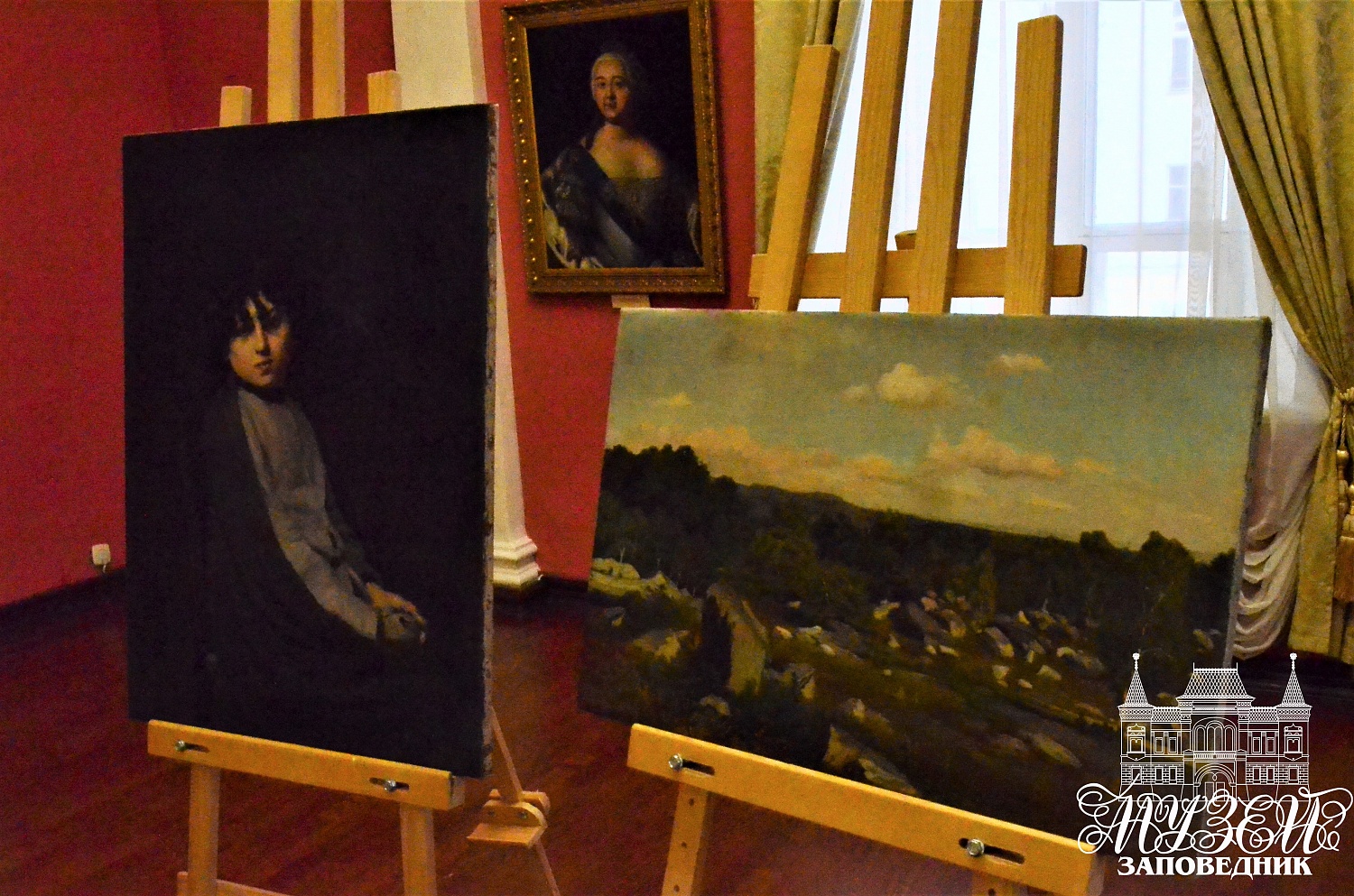 В Костромской музей-заповедник вернулись иконы и картины, отреставрированные в Академии Глазунова